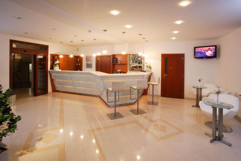 Enchanté hotel & restaurant